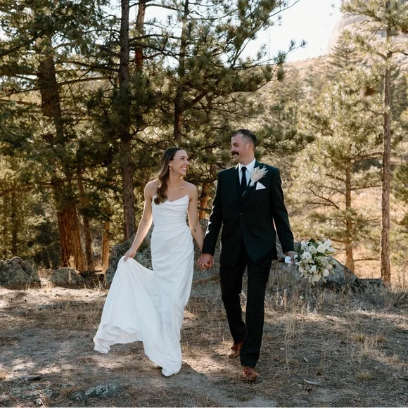 Renhue Lina Wedding Dress, size 4 - laplaya.ma
